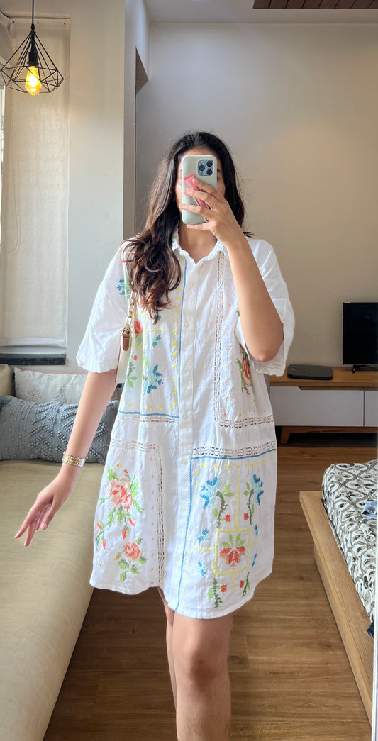 Embroidered Oversized shirt dress