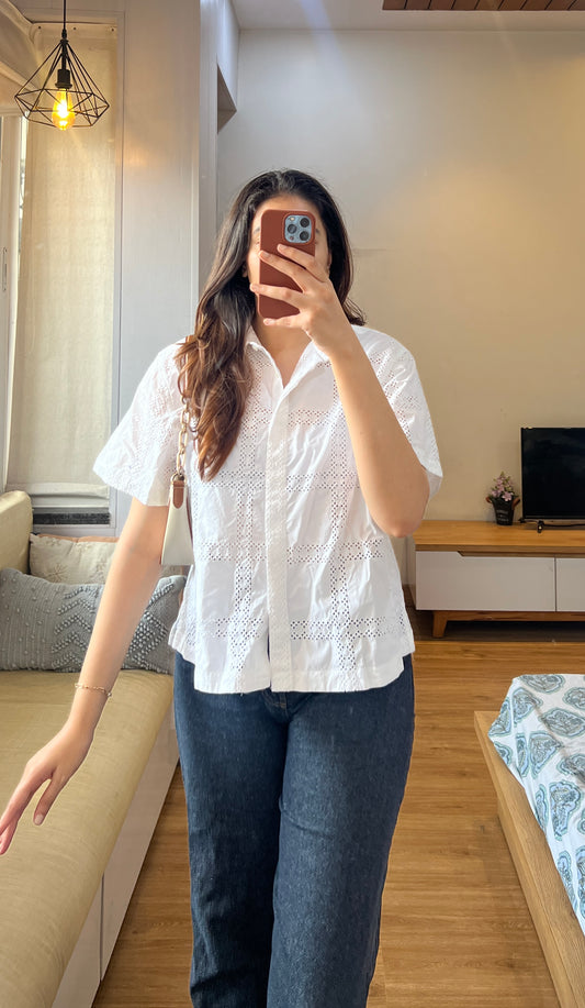 Eyelet shirt